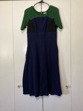 eshakti Medium (10) Green and Navy Colorblocked Knit Fit-and-Flare Midi Dress